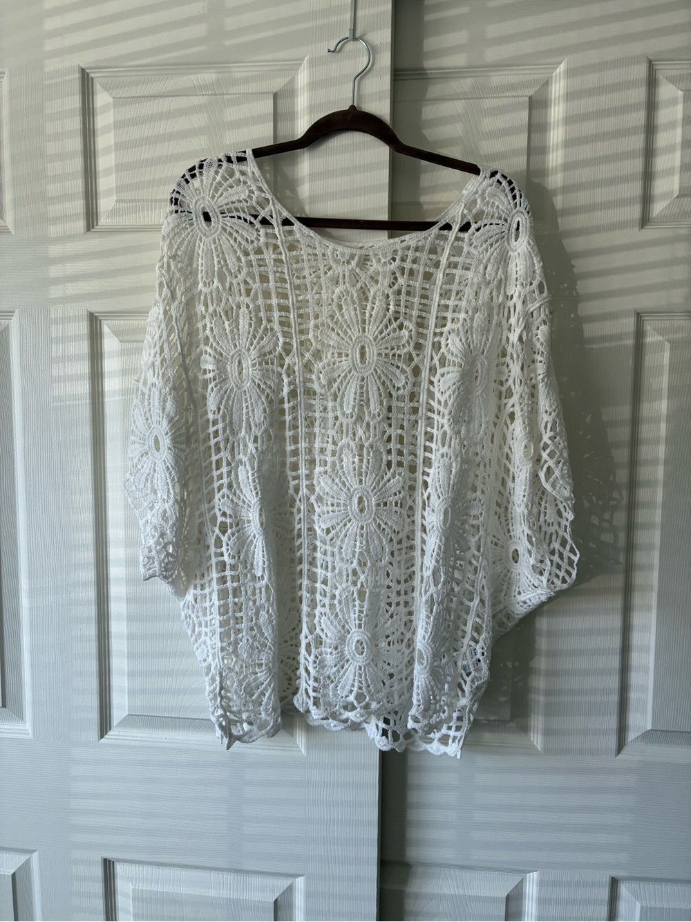 SHEIN White Crochet Lace Tunic Top